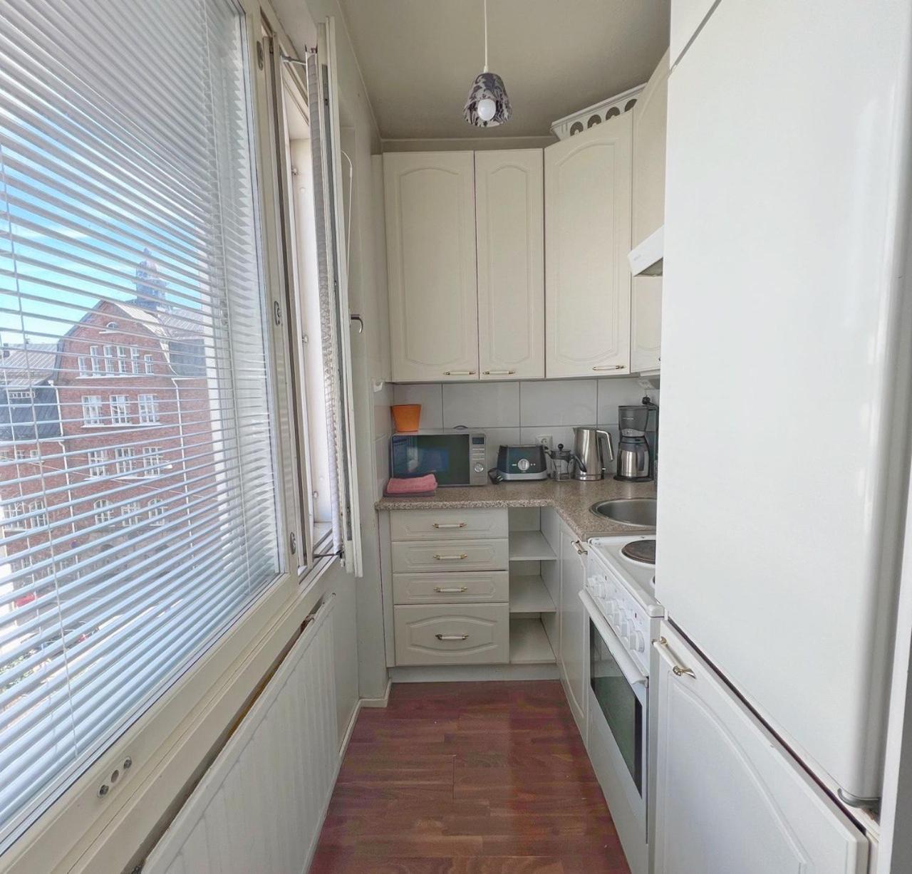 Sweethome Studio 48 City Center Аlbertinkatu เฮลซิงกิ ภายนอก รูปภาพ